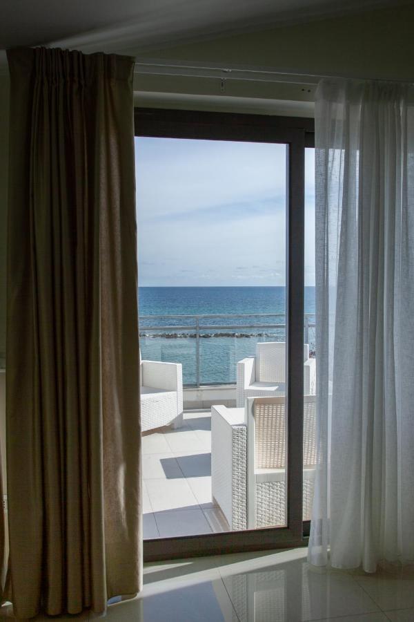 Hotel Dolce Stella Torre Melissa Bagian luar foto