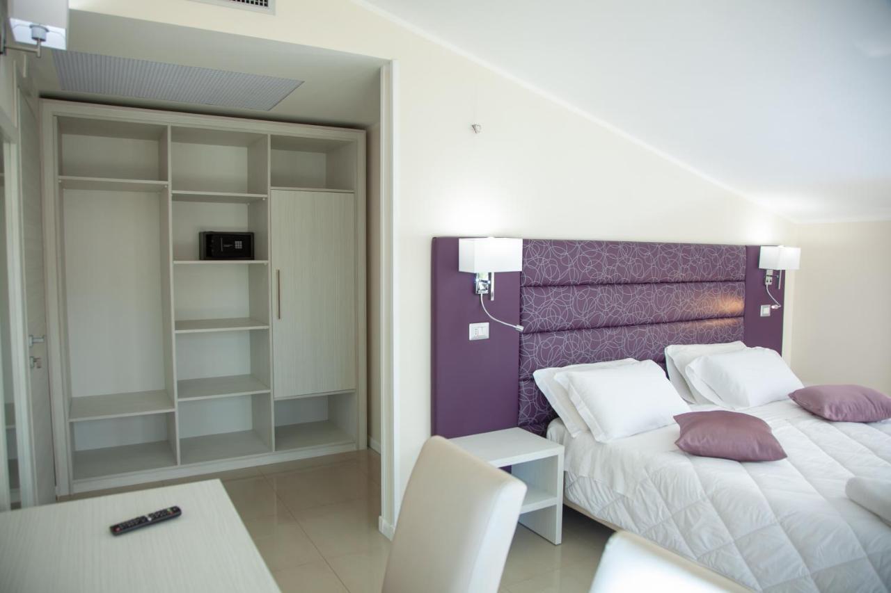 Hotel Dolce Stella Torre Melissa Bagian luar foto