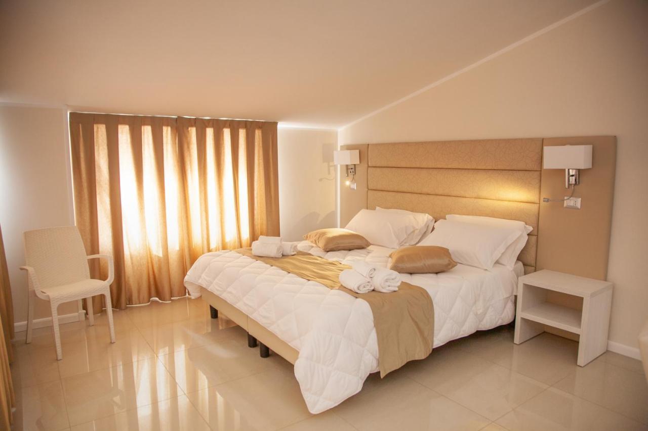 Hotel Dolce Stella Torre Melissa Bagian luar foto