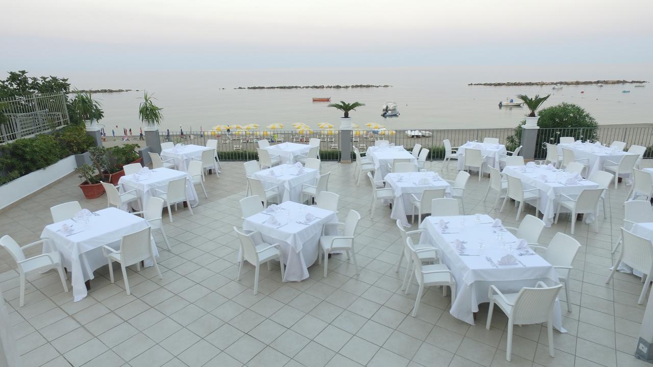 Hotel Dolce Stella Torre Melissa Bagian luar foto
