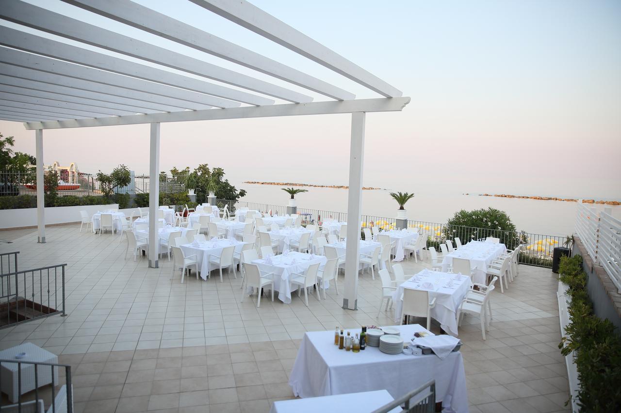 Hotel Dolce Stella Torre Melissa Bagian luar foto